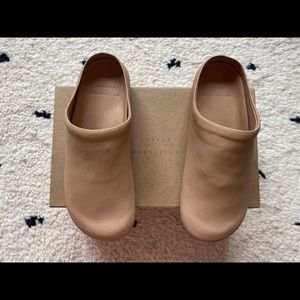 Lauren Manoogian Shoes